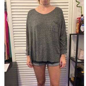 gray boyfriend tee